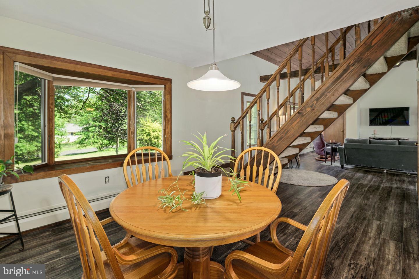 4661 Smith Road Newtown, PA 18940 - Photo 8 of 44 Dining Room