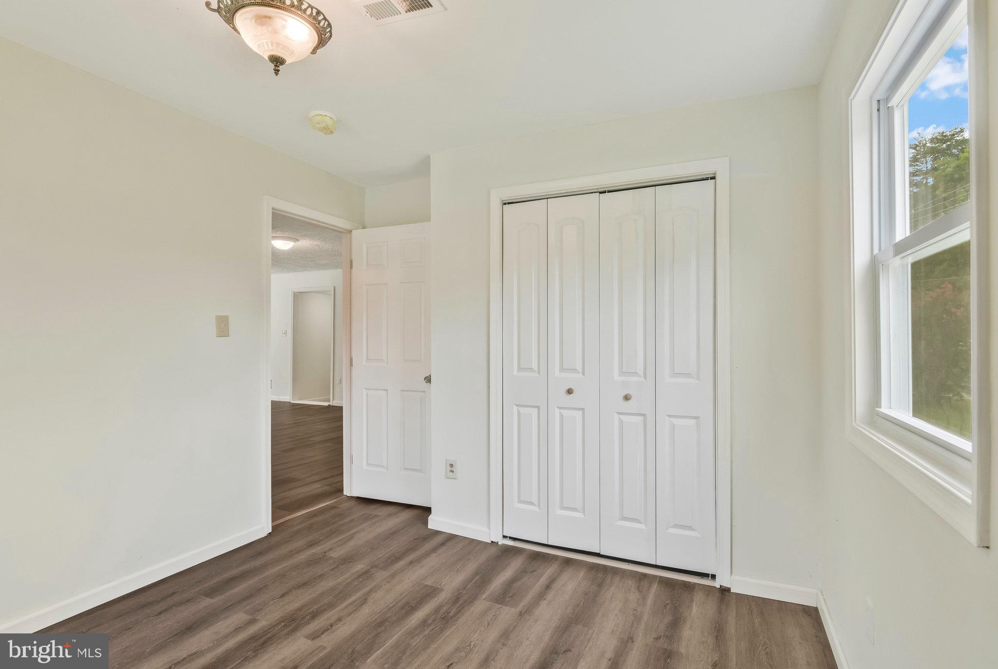 18257 Johnson Road Triangle, VA 22172 - Photo 14 of 16 Gallery Image 14