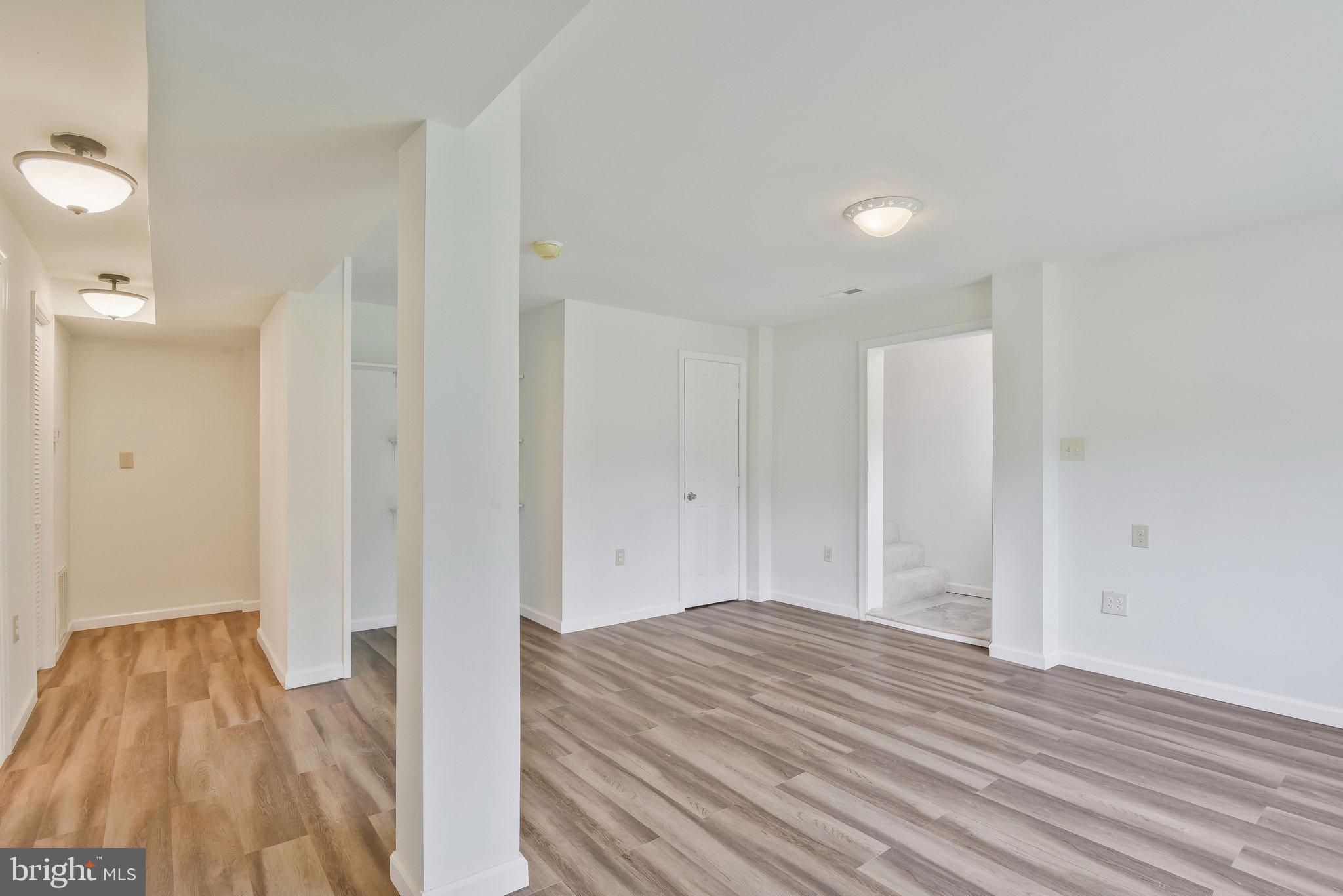 18257 Johnson Road Triangle, VA 22172 - Photo 6 of 16 Gallery Image 6