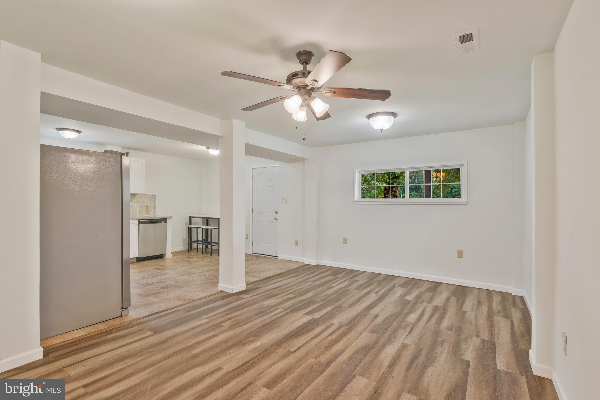 18257 Johnson Road Triangle, VA 22172 - Photo 7 of 16 Gallery Image 7