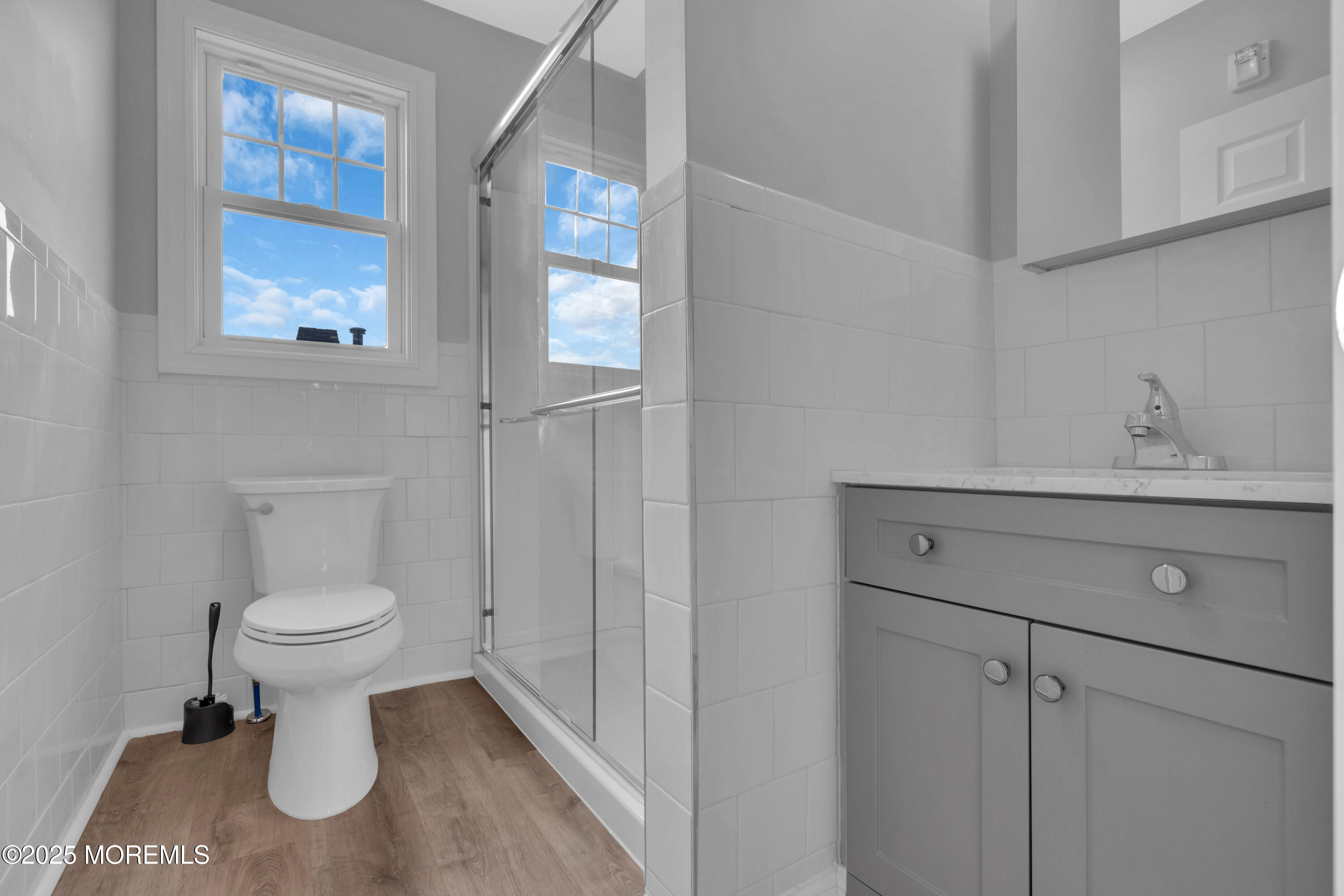 223 Maple Avenue, Unit 3 Red Bank, NJ 07701 - Photo 8 of 17 _dsc6657