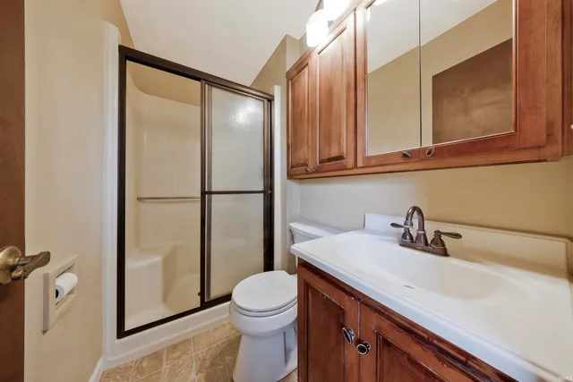 $294,900 | 9330 Eastlake Drive, Wadesville, IN 47638