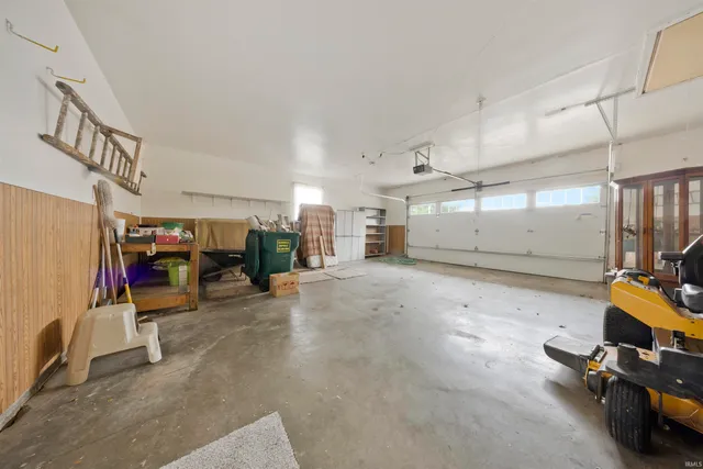 $294,900 | 9330 Eastlake Drive, Wadesville, IN 47638