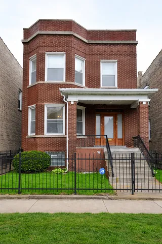$1,450 | 1539 West 71st Street, Unit 2, Chicago, IL 60636