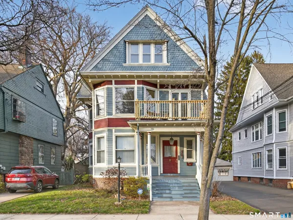 $2,600 | 339 Willow Street, Unit 3, New Haven, CT 06511