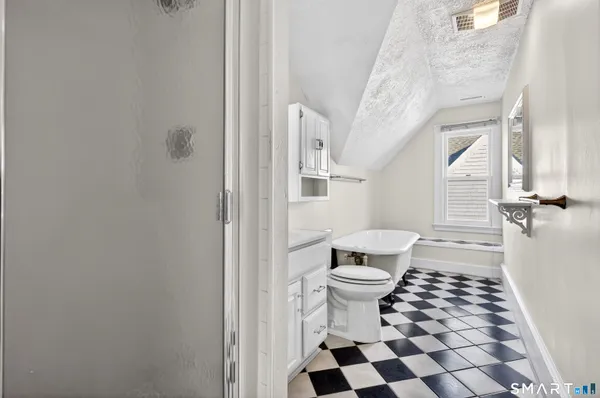 $2,600 | 339 Willow Street, Unit 3, New Haven, CT 06511