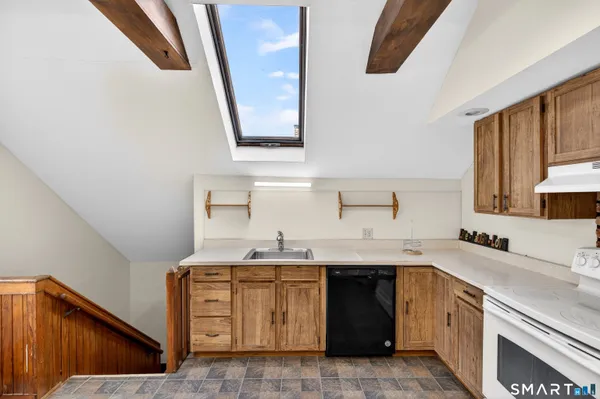 $2,600 | 339 Willow Street, Unit 3, New Haven, CT 06511