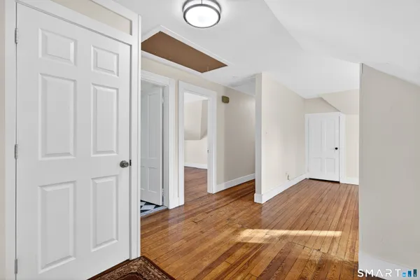 $2,600 | 339 Willow Street, Unit 3, New Haven, CT 06511