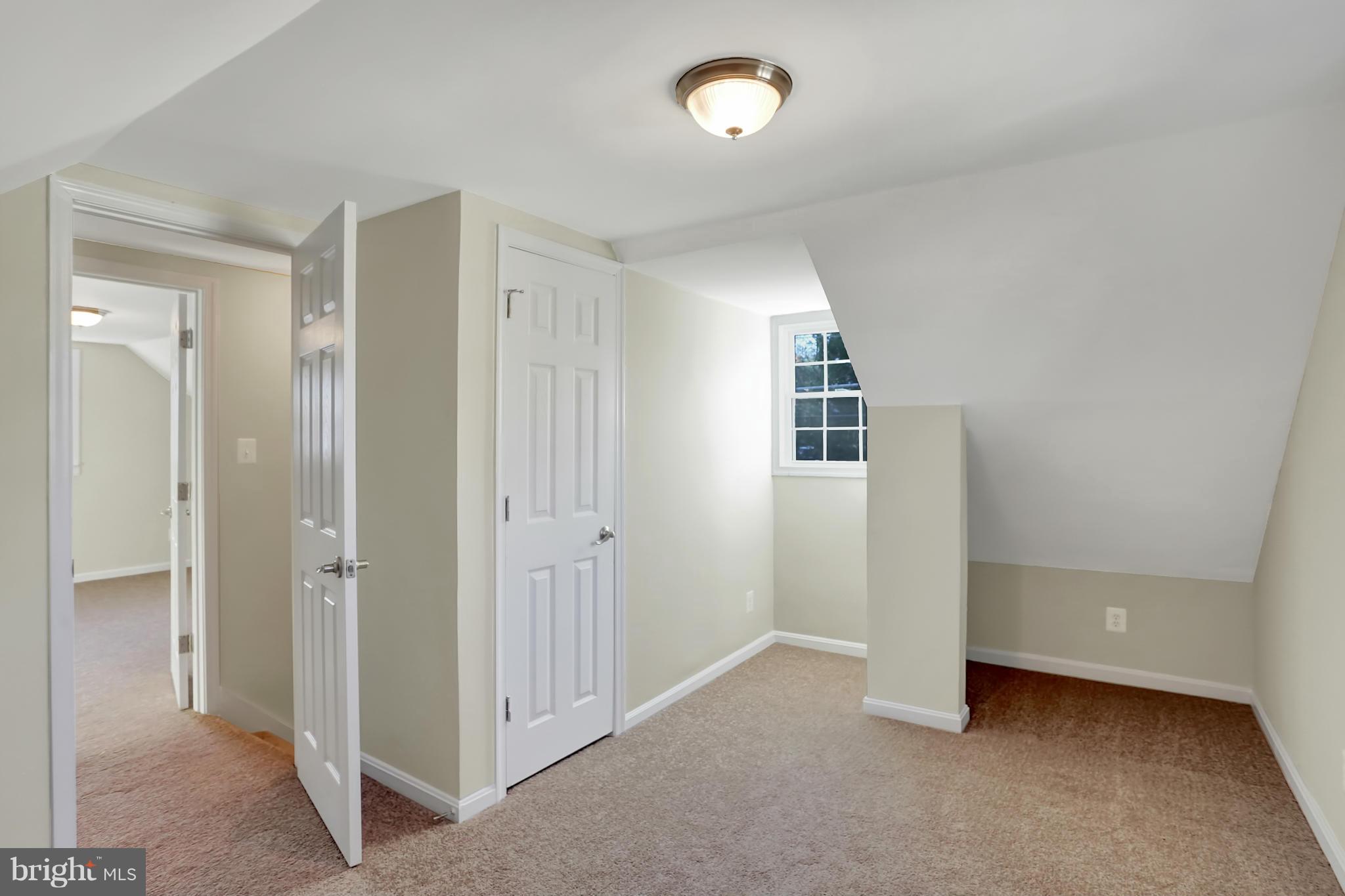 4013 Roberts Road Fairfax, VA 22032 - Photo 18 of 30 Upper level bedroom