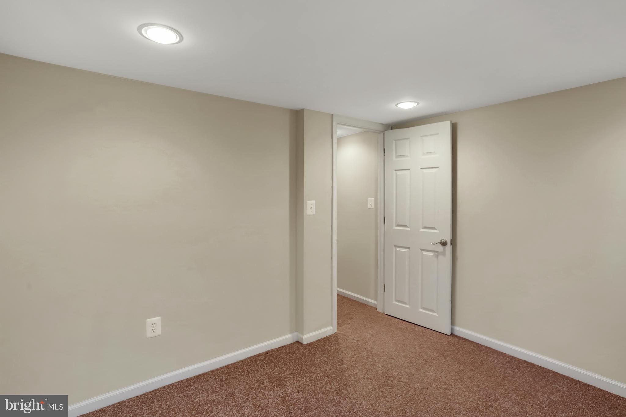 4013 Roberts Road Fairfax, VA 22032 - Photo 22 of 30 Lower level bedroom