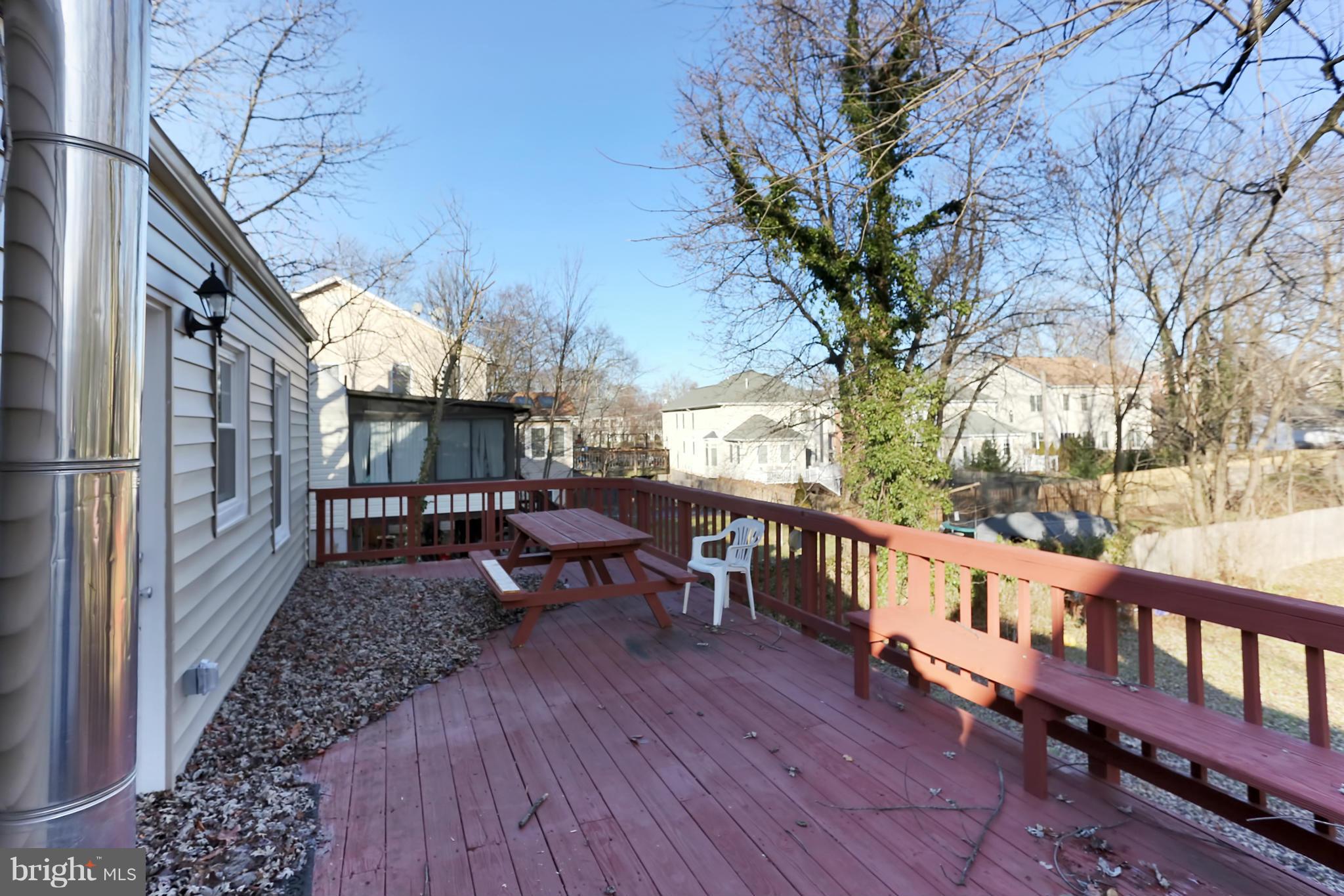 4013 Roberts Road Fairfax, VA 22032 - Photo 28 of 30 Large rear wood deck