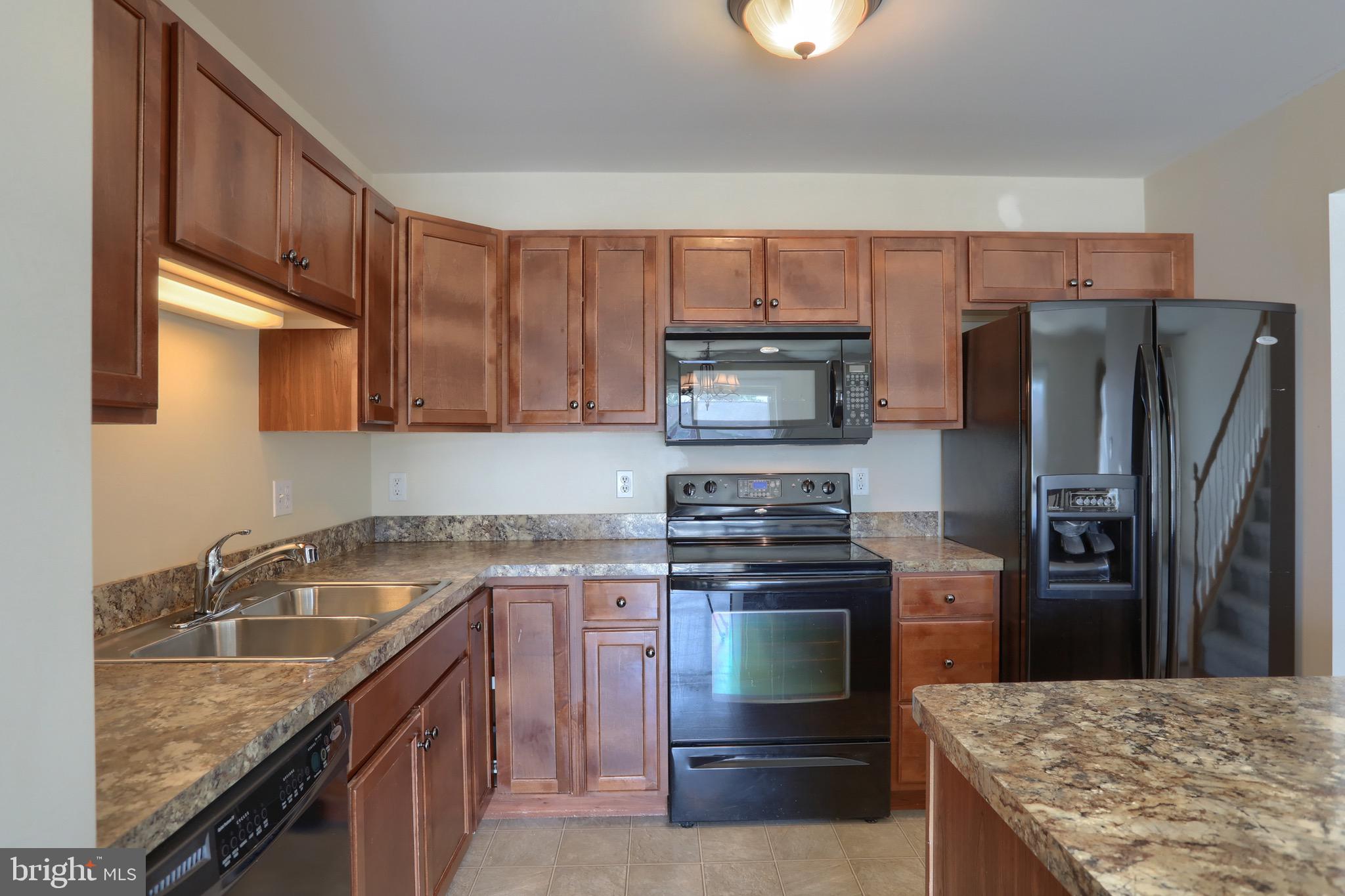 552 Fox Ridge Lane Lebanon, PA 17042 - Photo 8 of 46 Gallery Image 8