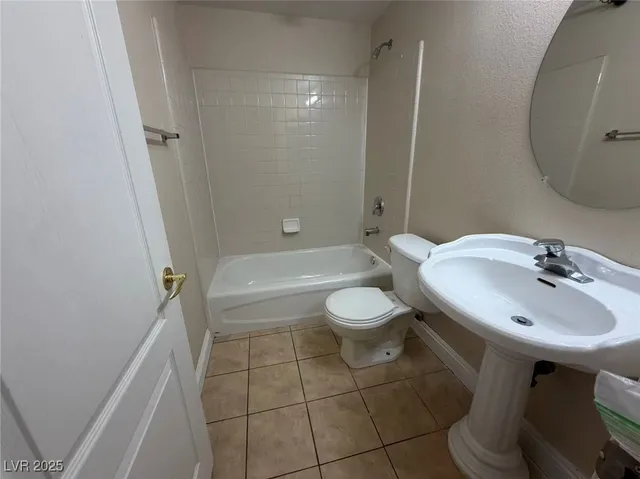 $2,390 | 6980 Night Bloom Court, Las Vegas, NV 89148