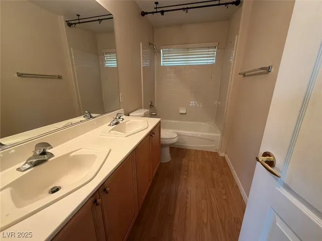 $2,390 | 6980 Night Bloom Court, Las Vegas, NV 89148