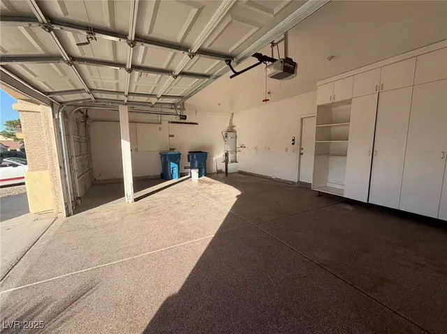 $2,390 | 6980 Night Bloom Court, Las Vegas, NV 89148