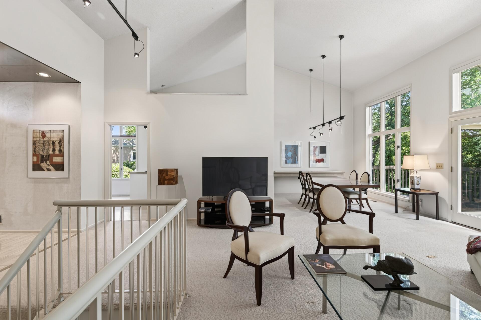 3631 Oakton Ridge Minnetonka, MN 55305 - Photo 12 of 53 Gallery Image 12