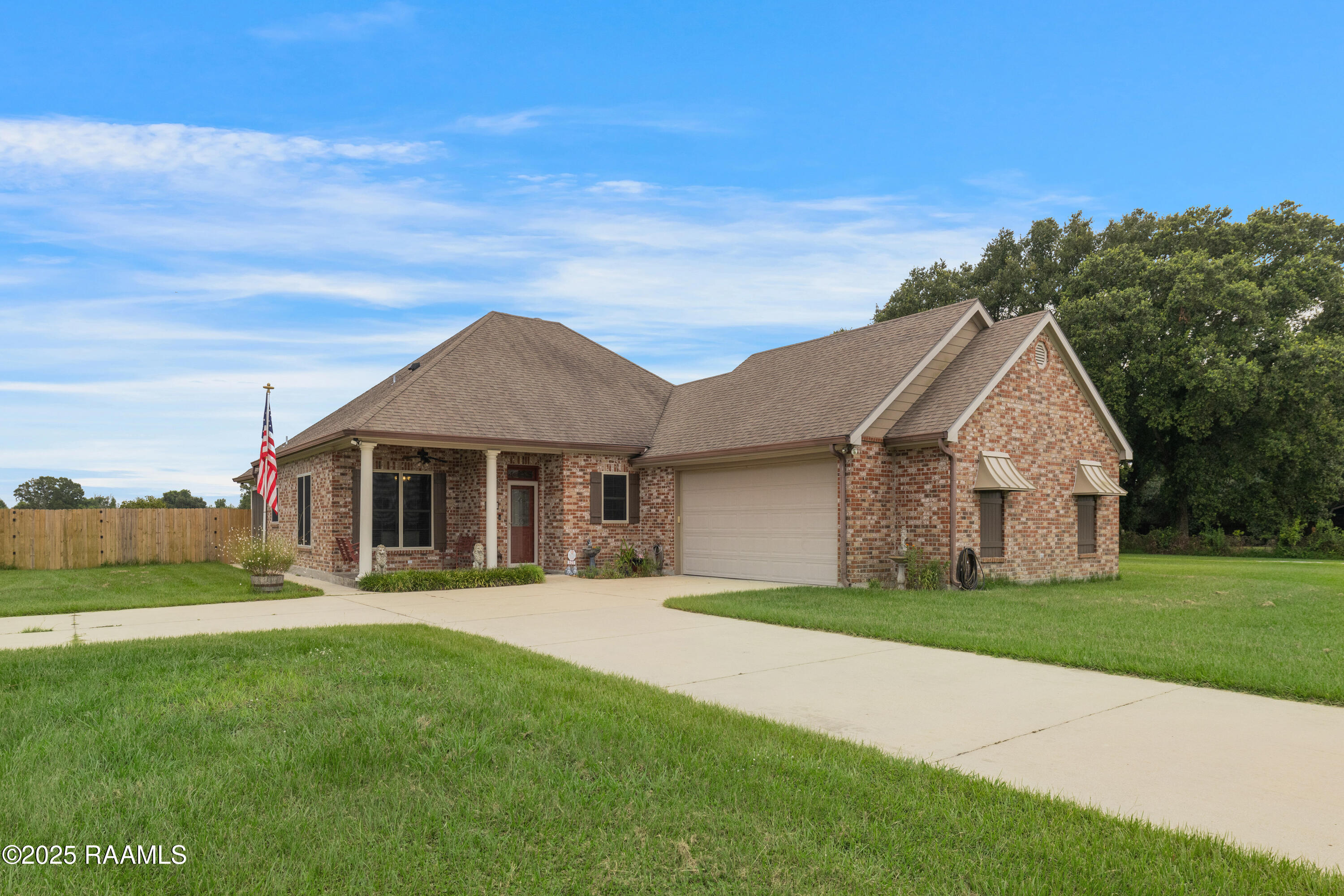 321 Rue De La Vache Road Scott, LA 70583 - Photo 1 of 25 Front