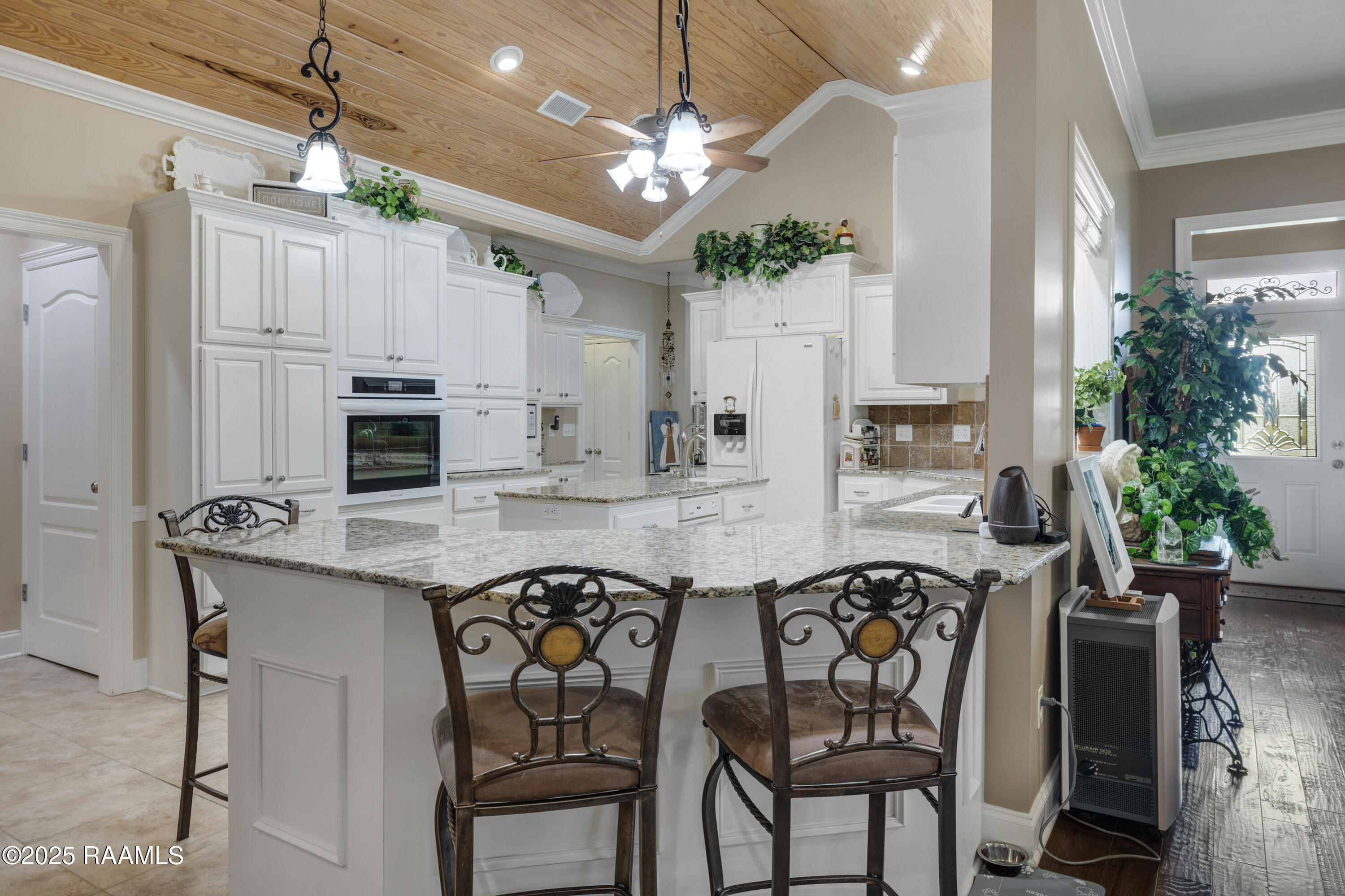 321 Rue De La Vache Road Scott, LA 70583 - Photo 7 of 25 Kitchen