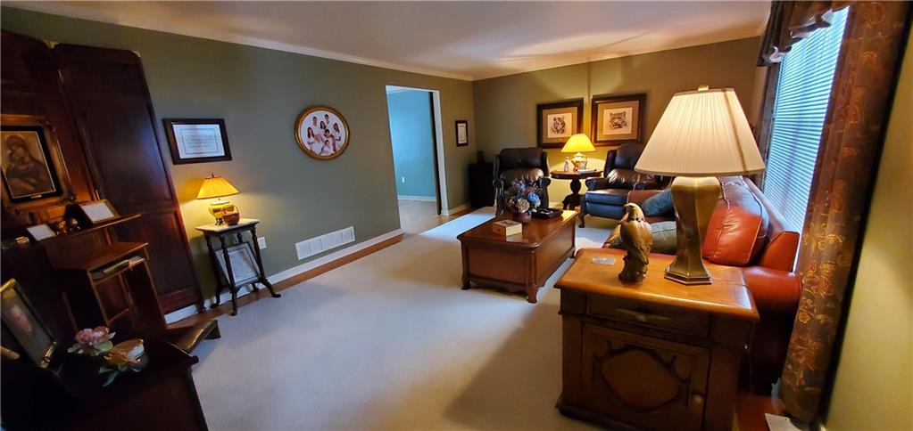 2583 A Cole Road Wexford, PA 15090 - Photo 2 of 25 Gallery Image 2