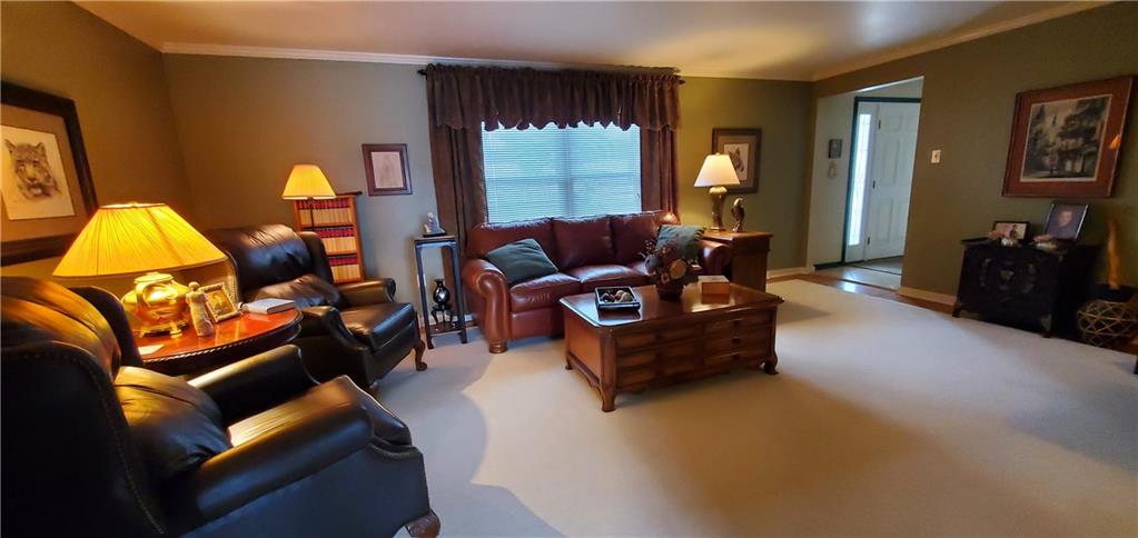 2583 A Cole Road Wexford, PA 15090 - Photo 3 of 25 Gallery Image 3