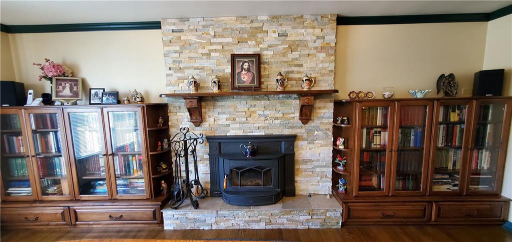 2583 A Cole Road Wexford, PA 15090 - Photo 8 of 25 Gallery Image 8