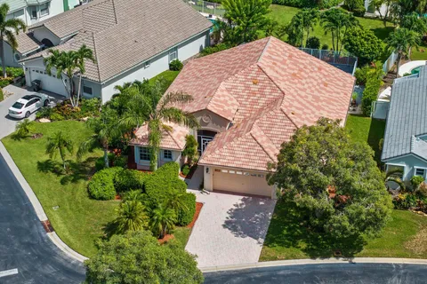 $649,999 | 2532 Egret Lake Drive, Greenacres, FL 33413