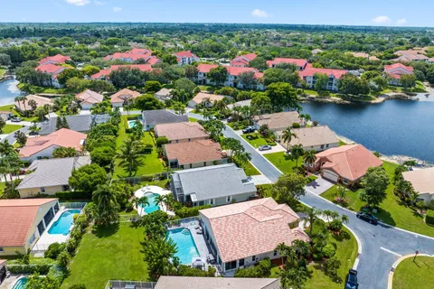 $649,999 | 2532 Egret Lake Drive, Greenacres, FL 33413