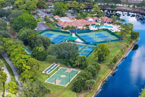 $649,999 | 2532 Egret Lake Drive, Greenacres, FL 33413