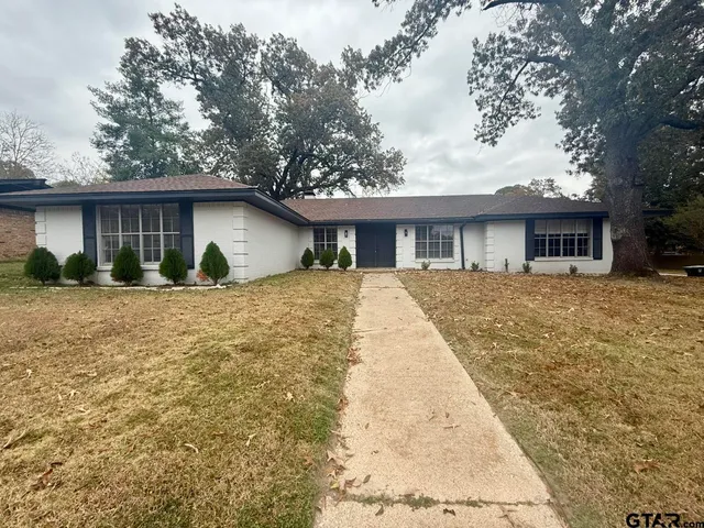$2,095 | 3820 Darrell Lane, Tyler, TX 75701