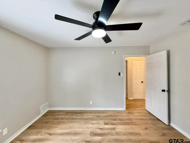 $2,095 | 3820 Darrell Lane, Tyler, TX 75701