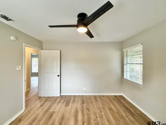 $2,095 | 3820 Darrell Lane, Tyler, TX 75701