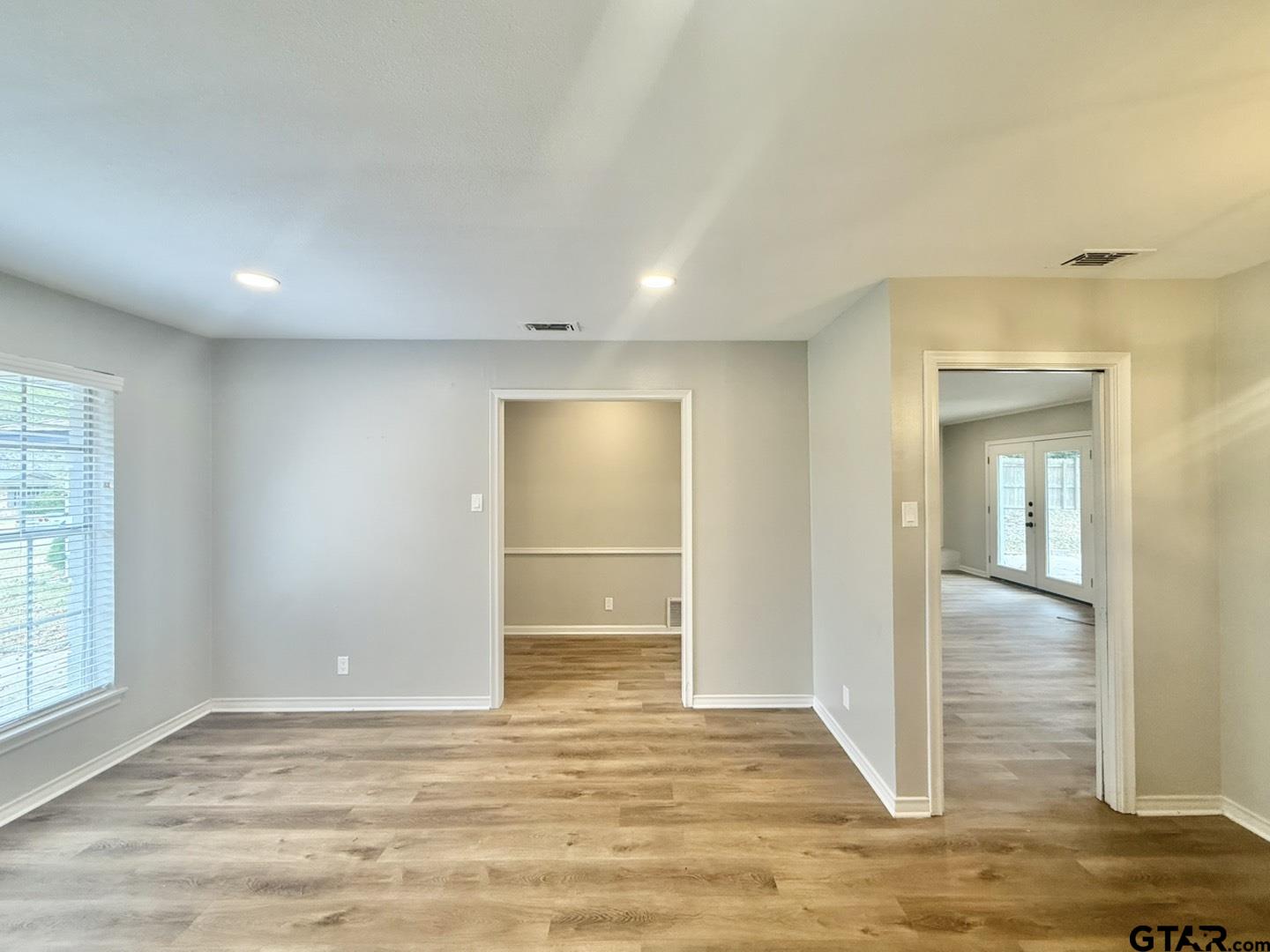 3820 Darrell Lane Tyler, TX 75701 - Photo 3 of 20