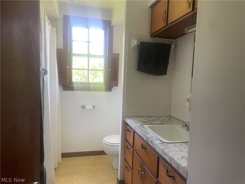 37460 Giles Road Grafton, OH 44044 - Photo 24 of 31