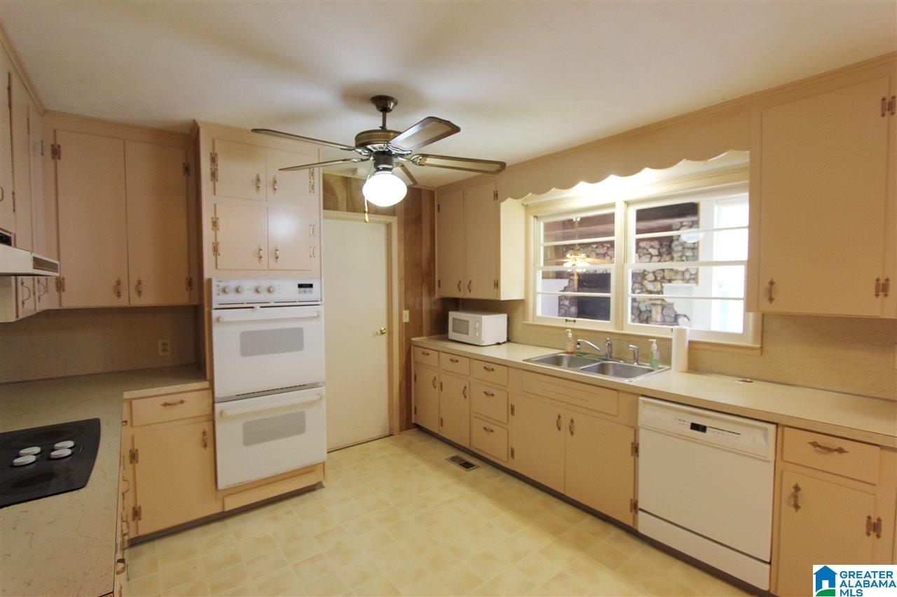 200 Bates Street Weaver, AL 36277 - Photo 4 of 50