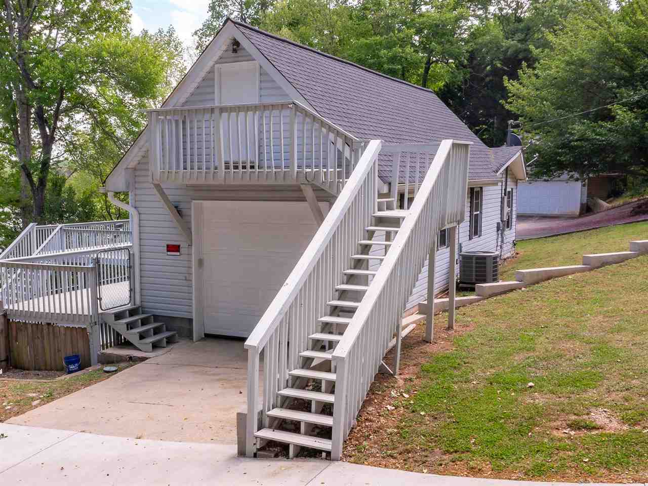 299 Lake Road Inman, SC 29349 - Photo 4 of 34