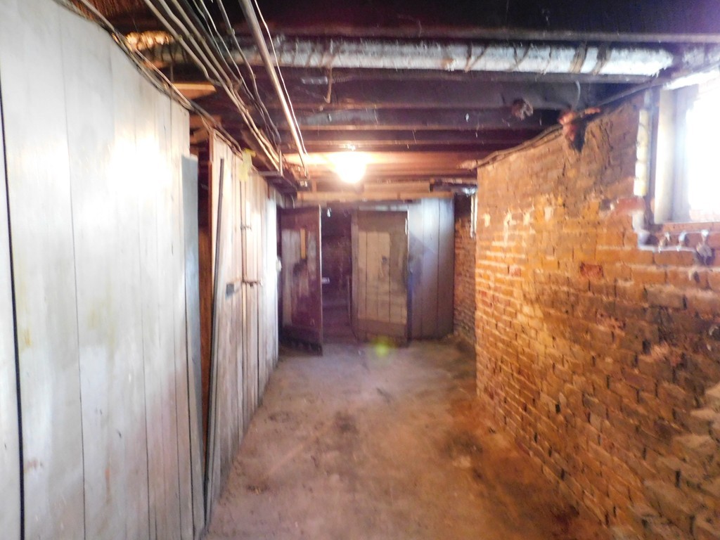 44-46 Langdon Street Springfield, MA 01104 - Photo 24 of 30