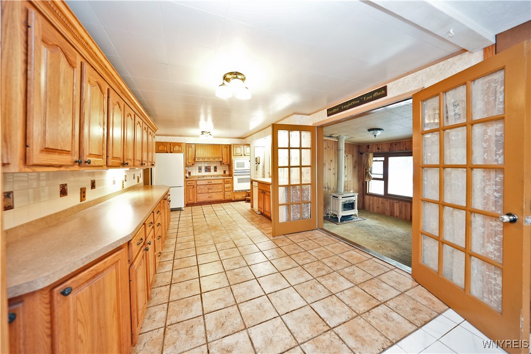 9975 Hardpan Road Evans, NY 14006 - Photo 9 of 45 Kitchen