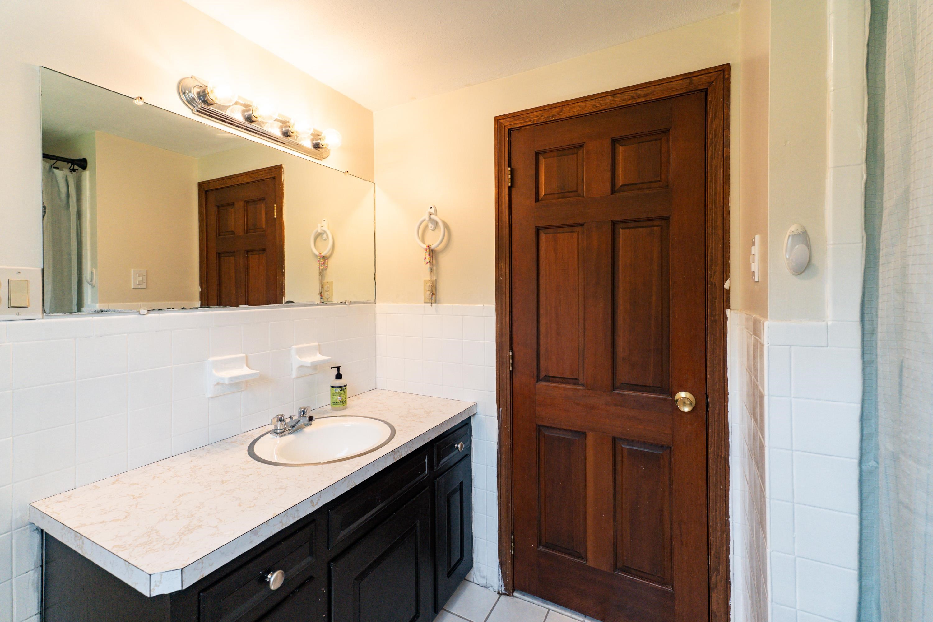 7 Old Chester Road Derry, NH 03038 - Photo 24 of 32