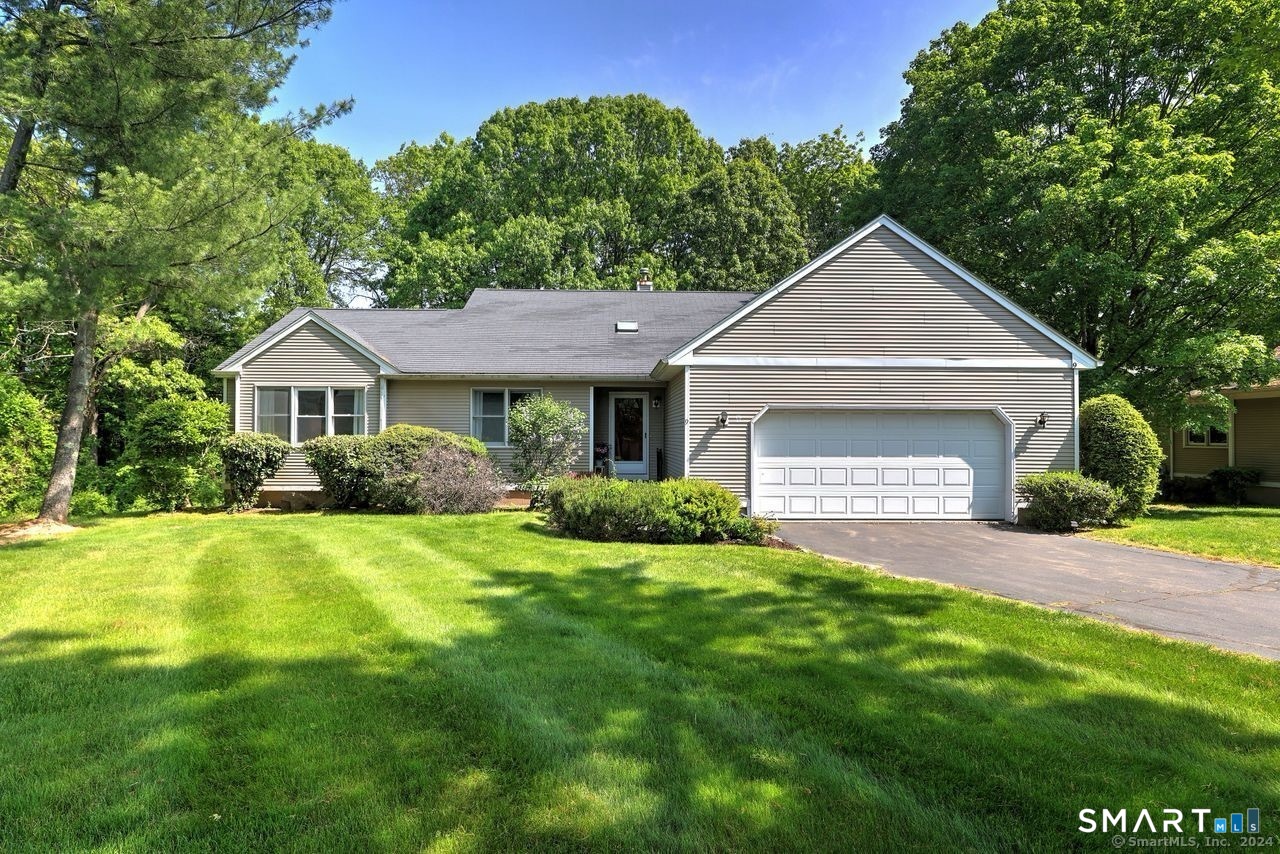 9 Canterbury Road, Unit 9 Hamden, CT 06514 - Photo 1 of 24 Gallery Image 1