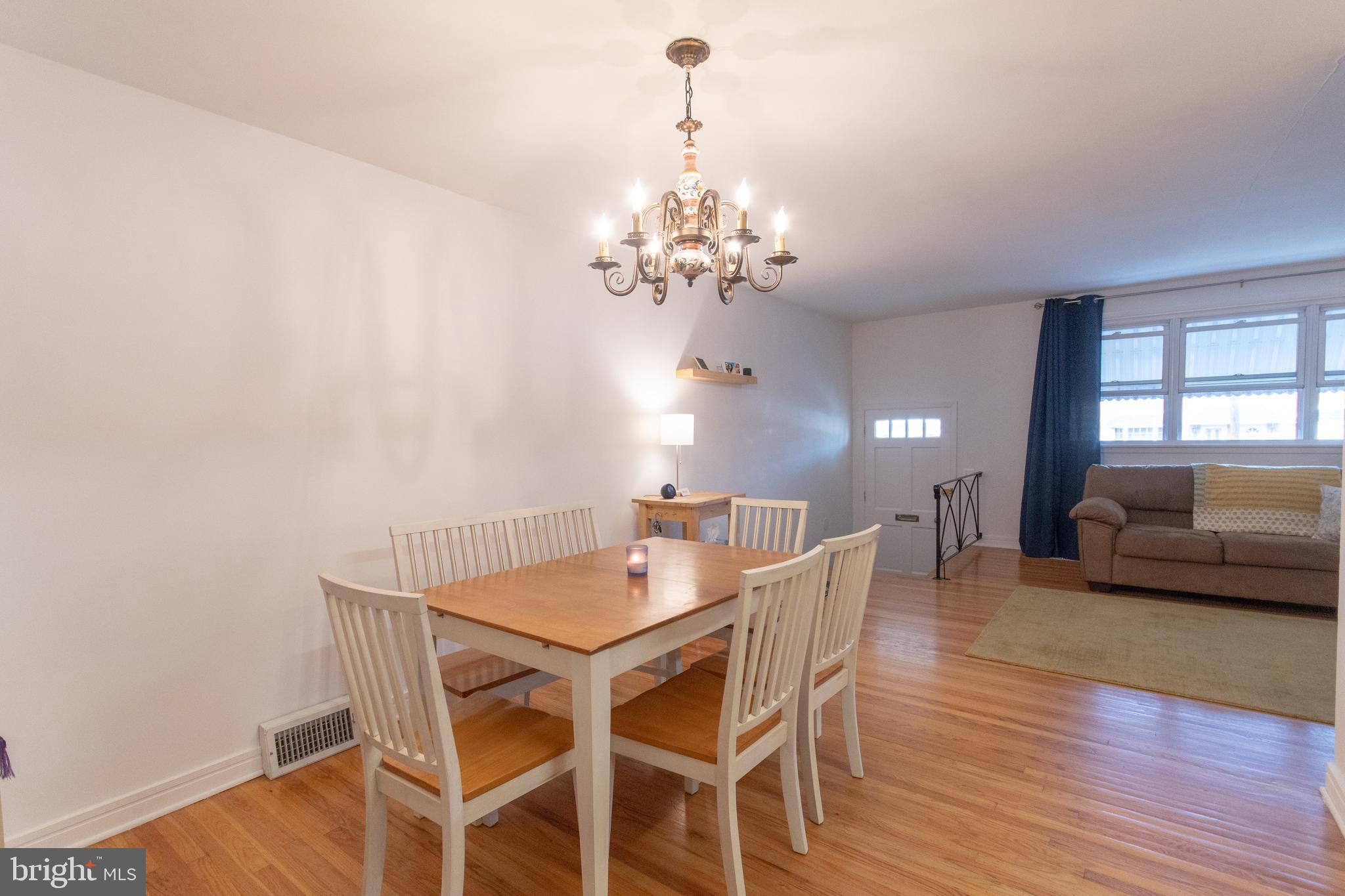 10215 West Keswick Road Philadelphia, PA 19114 - Photo 7 of 26 Gallery Image 7