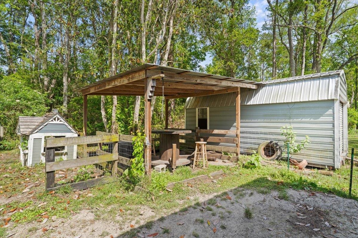 6860 Catlett Road St. Augustine, FL 32095 - Photo 25 of 36 View of outbuilding
