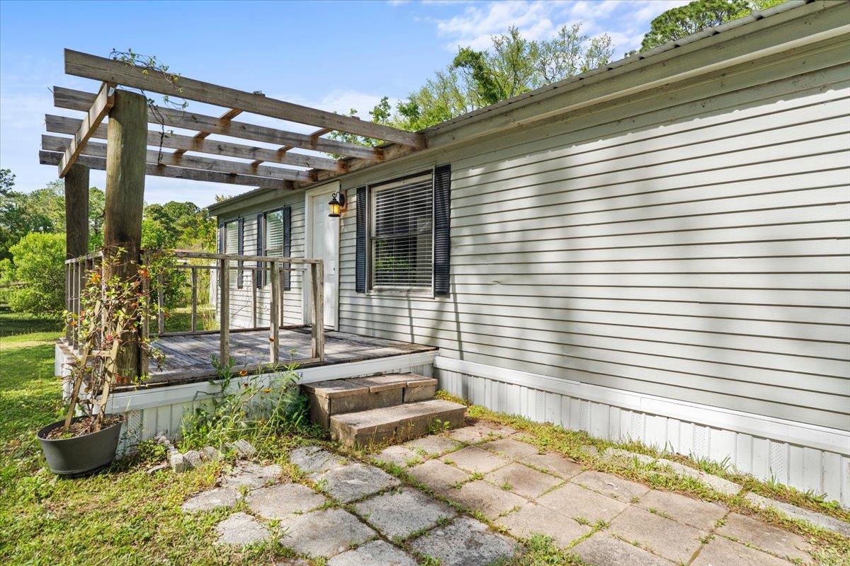 6860 Catlett Road St. Augustine, FL 32095 - Photo 3 of 36 View of home's exterior