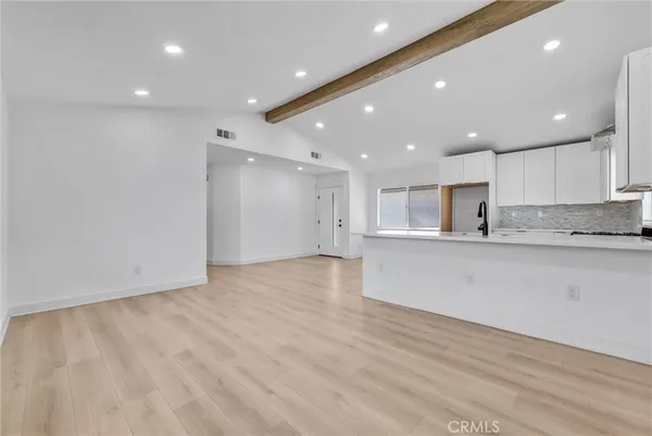 $589,000 | 2092-2093 West Greenbriar Street, Colton, CA 92324