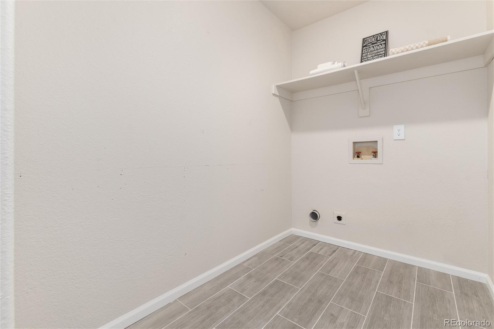 2358 Weatherstone Circle Highlands Ranch, CO 80126 - Photo 22 of 48 Gallery Image 22