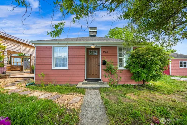$600,000 | 2500 I Street, Bellingham, WA 98225