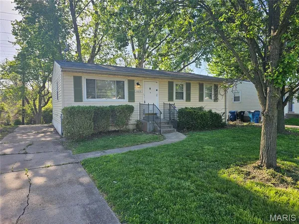 $1,275 | 11852 Criterion Avenue, St. Louis, MO 63138