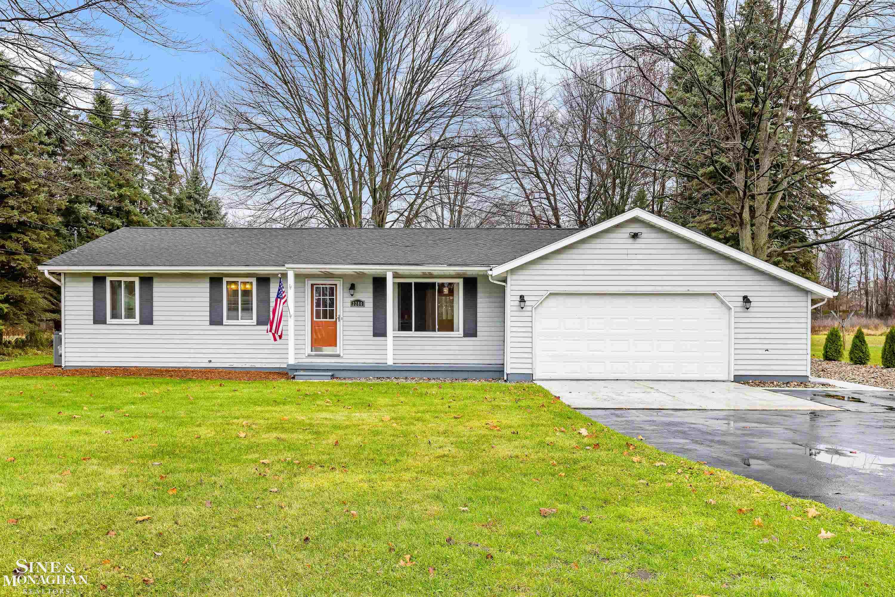 3280 Ravenswood Road Port Huron, MI 48060 - Photo 38 of 48 50161981-aa0fb699-2c2c-4227-a98a-5ef058920387.JPG