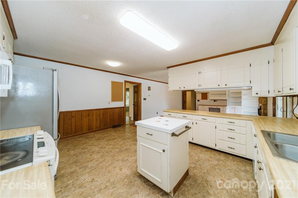 1520 Chaffin Road Woodleaf, NC 27054 - Photo 11 of 47 Gallery Image 11