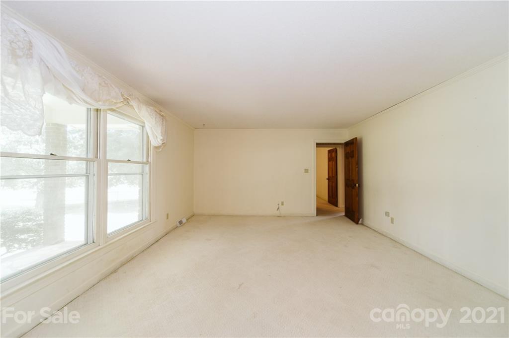 1520 Chaffin Road Woodleaf, NC 27054 - Photo 4 of 47 Gallery Image 4