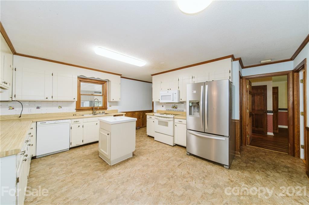 1520 Chaffin Road Woodleaf, NC 27054 - Photo 8 of 47 Gallery Image 8